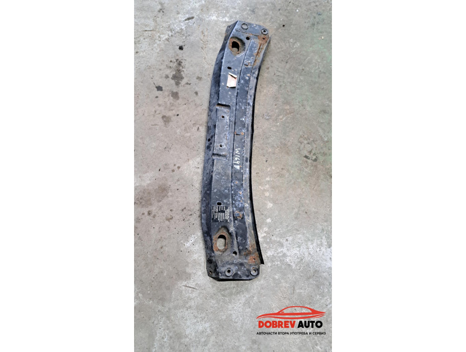 Основа воден радиатор за Mercedes ML 320 W164