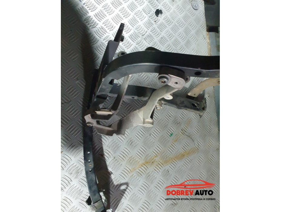 Основа калник (дясна) за Audi A8 D3 4.2 TDI