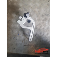 Основа калник (преден десен) за BMW F10 520d Sedan