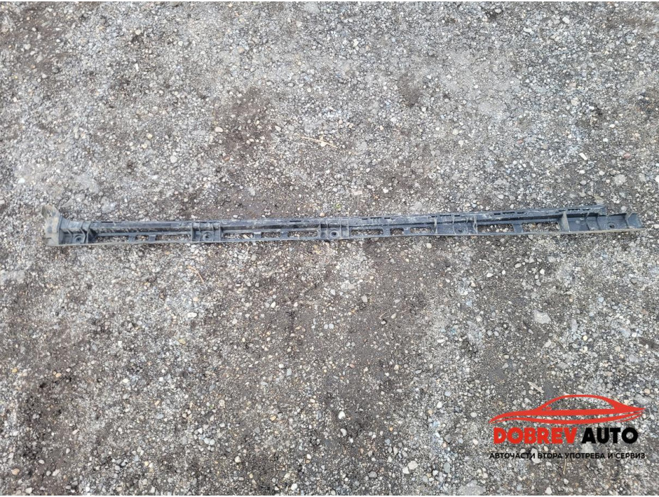 Основа (ляв праг) за Mercedes GLC X253