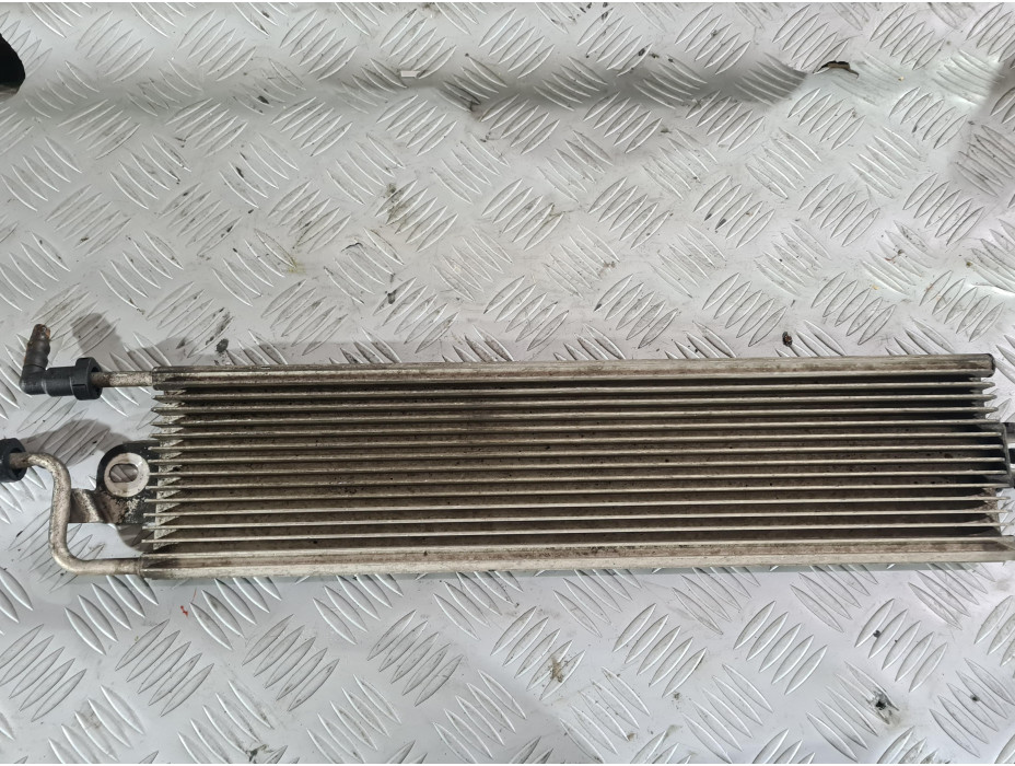 Охладител за нафта за VW Passat B 6 2.0 TDI ВМР Охладител за нафта за VW Passat B 6 2.0 TDI ВМР