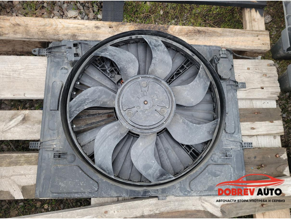 Охладителна перка за Mercedes GLC X253 Охладителна перка за Mercedes GLC X253