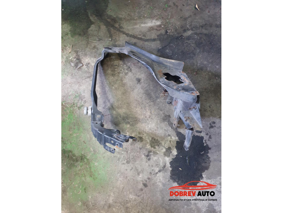 Очиларна част (предна дясна) Mercedes CLS 500 W219