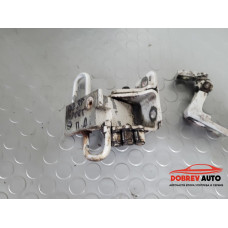 Панти врата (предна дясна) за Audi A3 8P 2.0 TDI (Facelift) S-Line