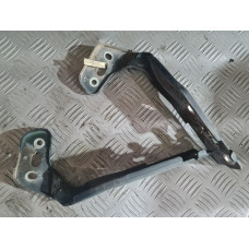 Панти за преден капак за Audi A6 C6 2.7 TDI Quattro