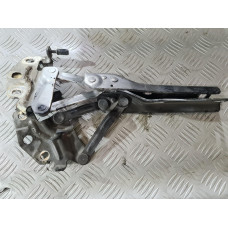 Панти за преден капак за VW Passat B6 2.0 TDI BMP