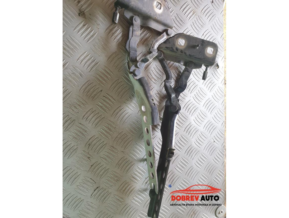 Панти (преден капак) за Audi A8 D3 4.2 FSI Long