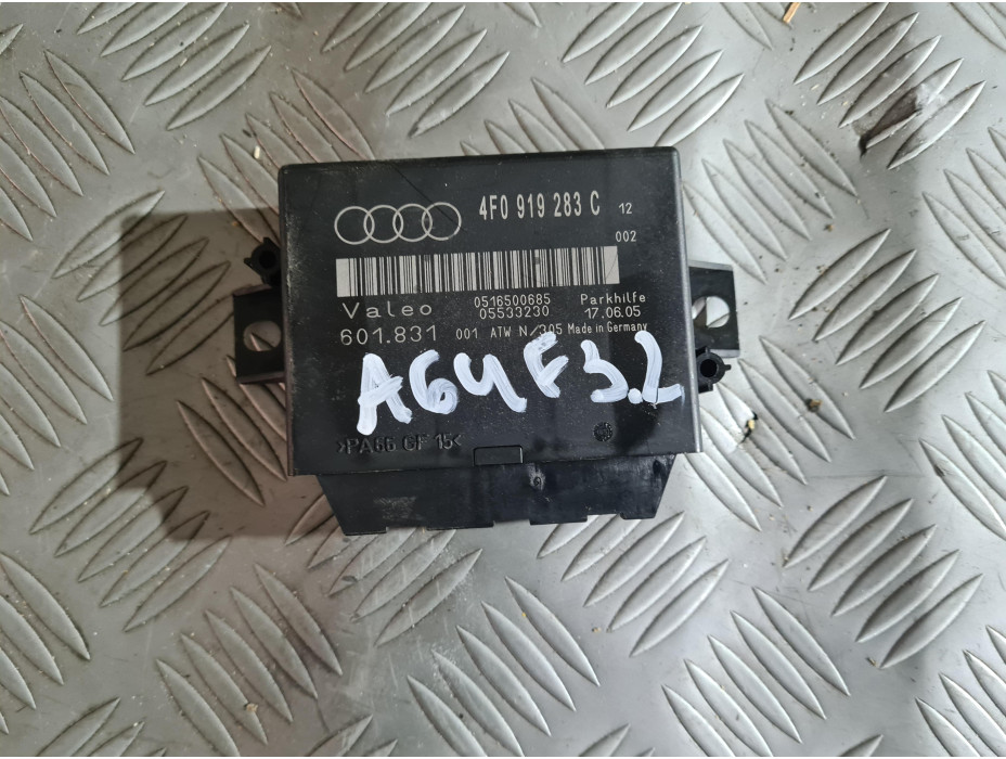Парктроник модул за Audi A6 C6 3.2 FSI Quattro Парктроник модул за Audi A6 C6 3.2 FSI Quattro