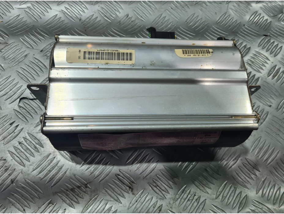 Пасажерски Airbag за Audi A6 C5 2.4 i Automat Sedan