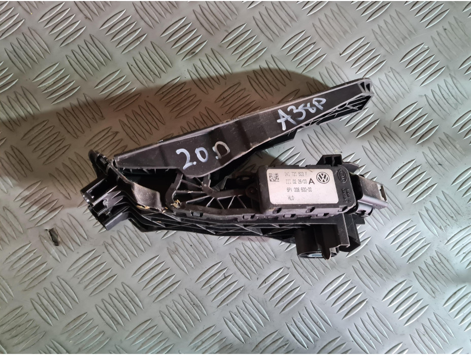 Педал за газ за Audi A3 8P 2.0TDI Hatchback Педал за газ за Audi A3 8P 2.0TDI Hatchback