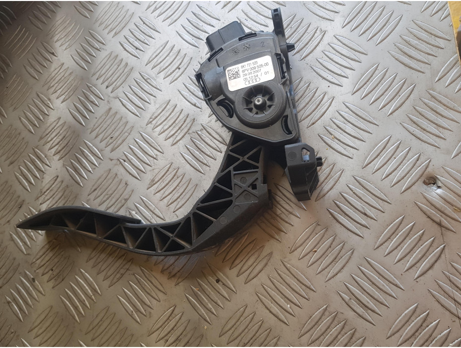 Педал за газ за Audi A5 8T 3.0TDI Педал за газ за Audi A5 8T 3.0TDI