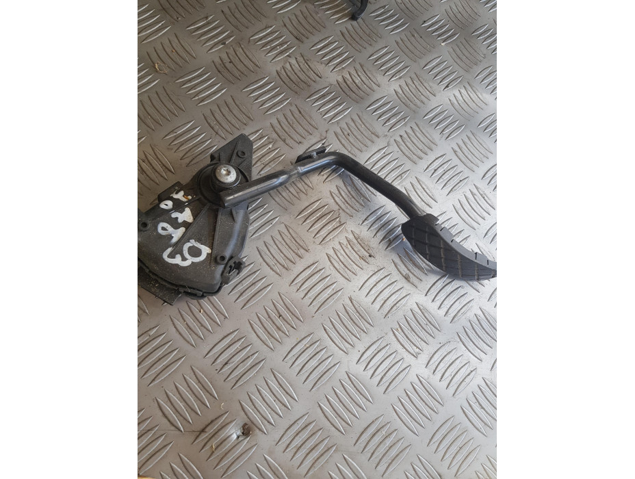 Педал за газ за Audi A8 D3 3.0TDI Педал за газ за Audi A8 D3 3.0TDI