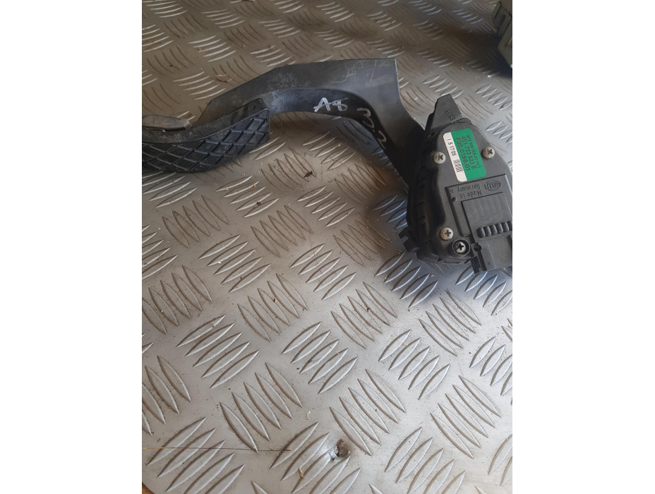 Педал за газ за Audi A8 D3 3.2FSI