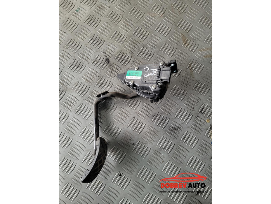 Педал за газ за Audi A8 D3 4.2 FSI