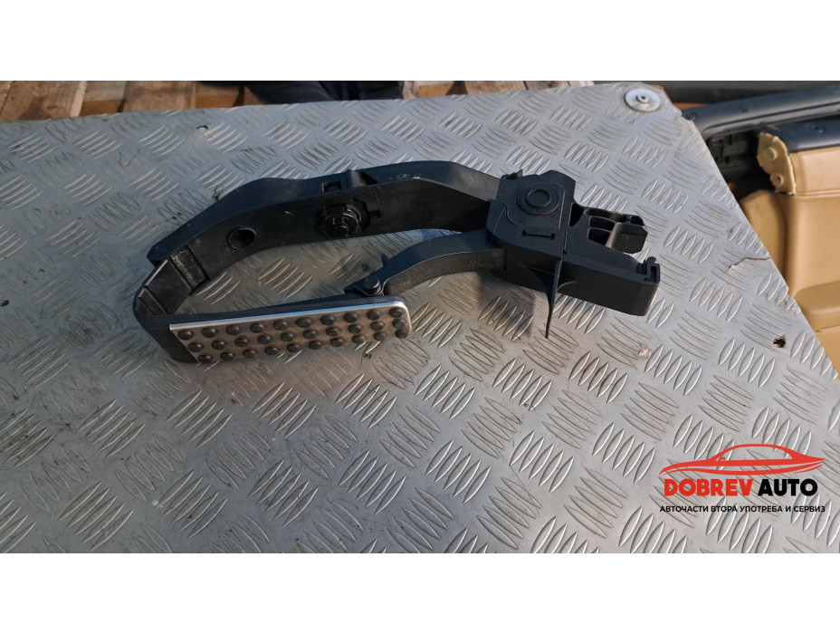 Педал за газ за Mercedes C 350 W203 Педал за газ за Mercedes C 350 W203
