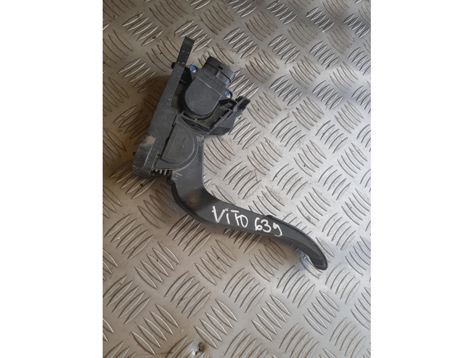 Педал за газ за Mercedes Vito W639 2.2cdi Педал за газ за Mercedes Vito W639 2.2cdi