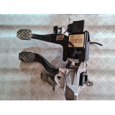 Педали за спирачка и съединител за Audi A6 C6 3.2 FSI Quattro