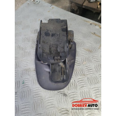 Пепелник за Mercedes Vito W638