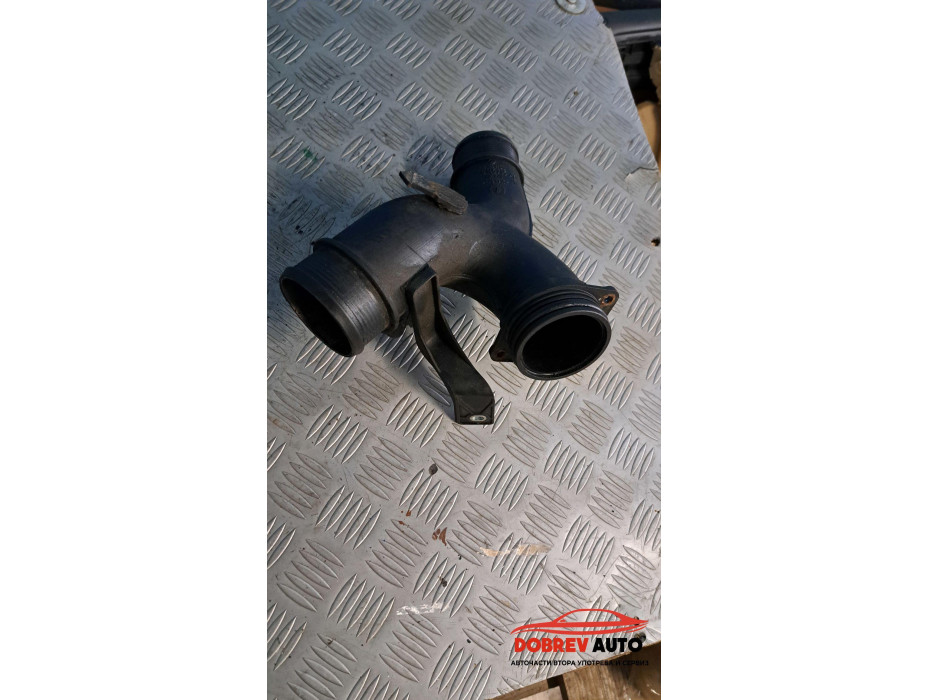 Пластмасов турбопът за Audi Q7 4L 3.0TDI