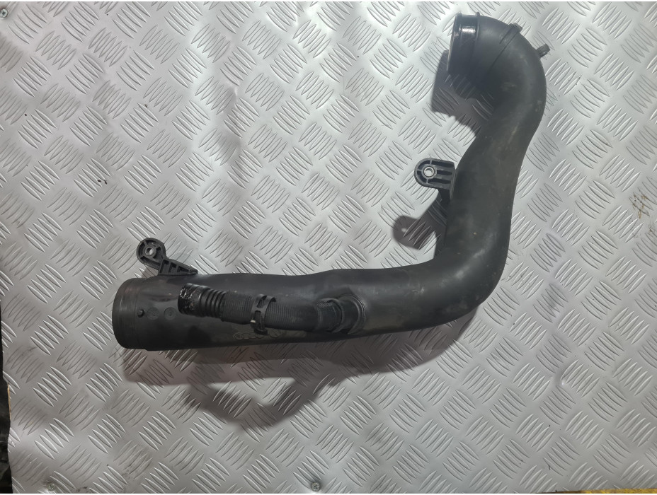 Пластмасов турбопът за Volkswagen Passat B6 2.0TDI BKP - 1