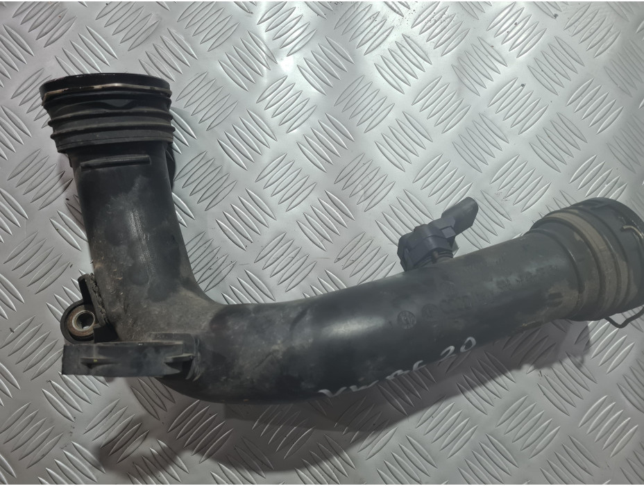 Пластмасов турбопът за Volkswagen Passat B6 2.0TDI BKP