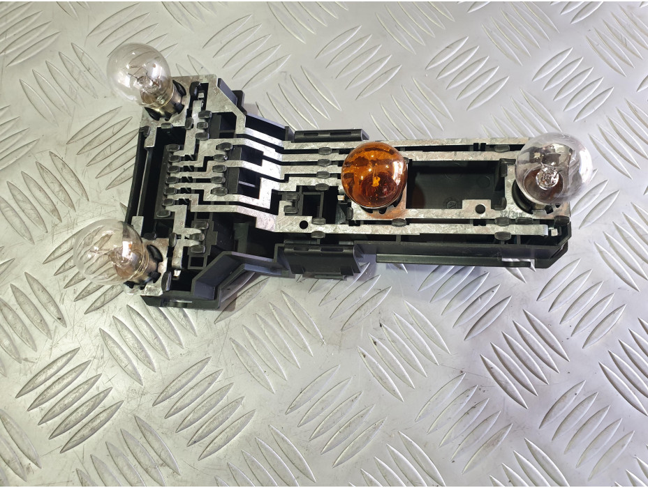 Платка за ляв стоп за VW Passat B5 1.8 T комби