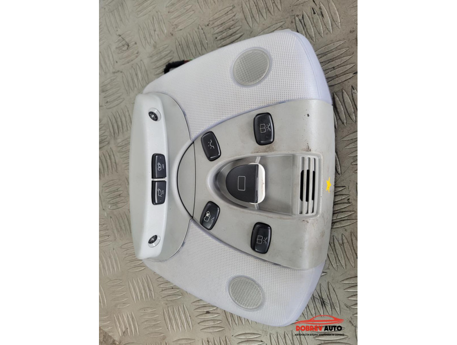 Плафон (преден) за Mercedes Viano W639 Плафон (преден) за Mercedes Viano W639