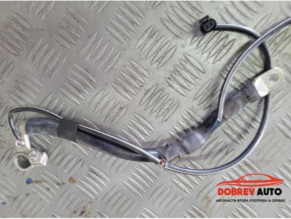 Плюсов кабел за Audi Q7 4L 3.0 TDI Плюсов кабел за Audi Q7 4L 3.0 TDI