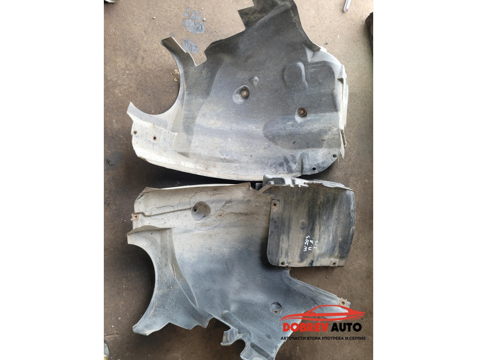 Подкалник (преден десен - 3 части) за Mercedes C Class W203 Подкалник (преден десен - 3 части) за Mercedes C Class W203