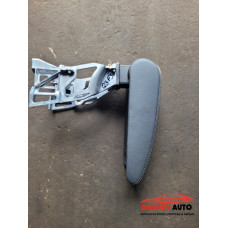 Подлакътник за Audi Q3 F3 Подлакътник за Audi Q3 F3