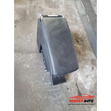 Подлакътник за VW CC