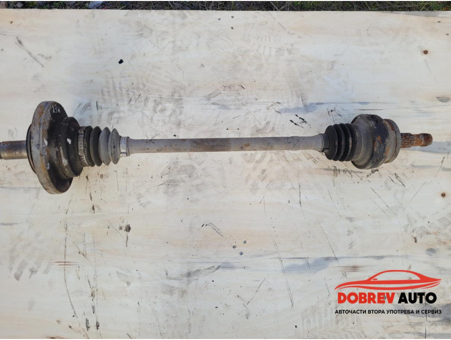 Полуоска задна дясна за Mercedes W211 3.2i