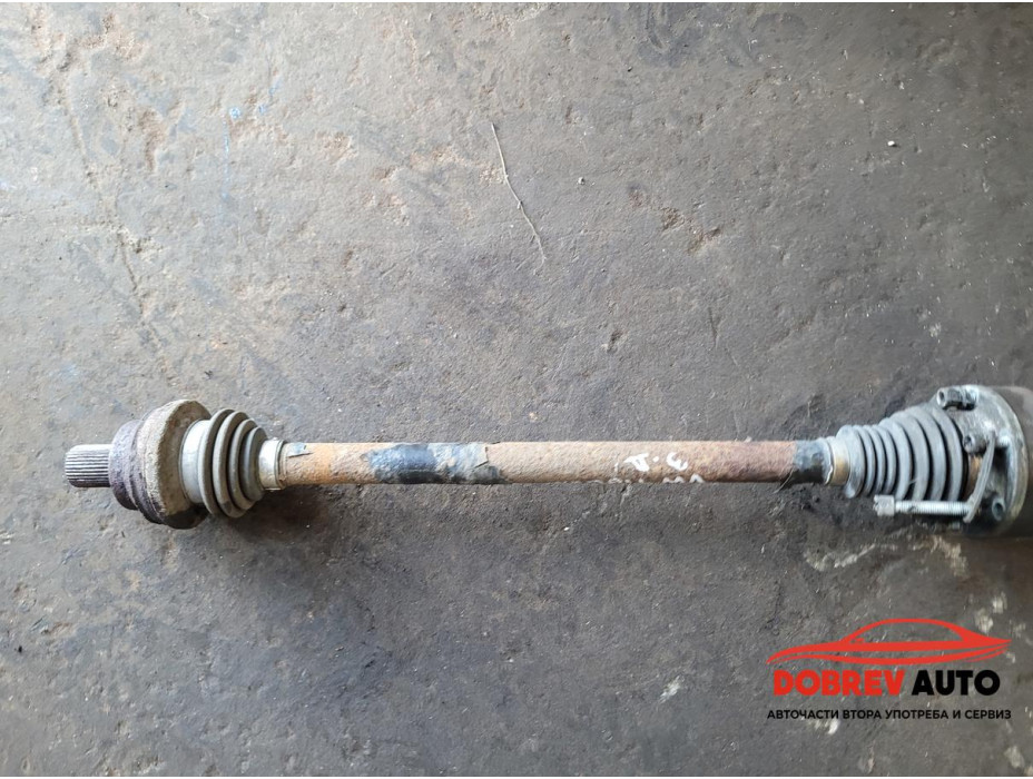 Полуоска (задна дясна) за VW Tiguan 2.0 TDI Полуоска (задна дясна) за VW Tiguan 2.0 TDI