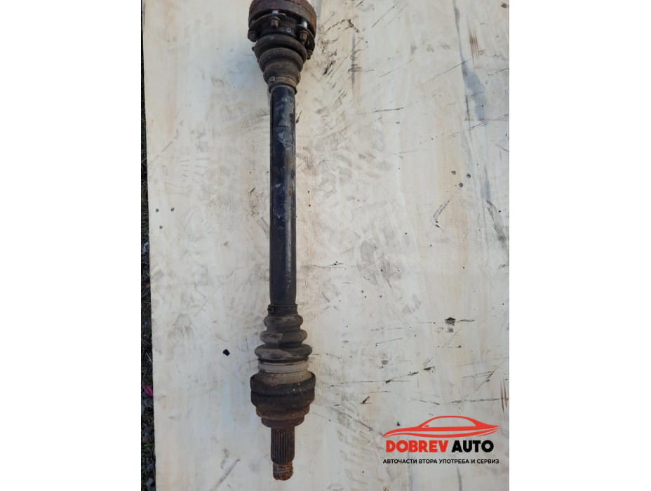 Полуоска задна лява за BMW E61 3.0D Полуоска задна лява за BMW E61 3.0D