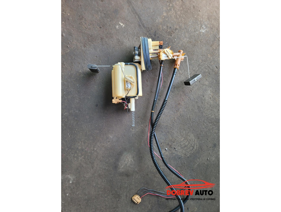 Помпа резервоар за Mercedes C Class W203