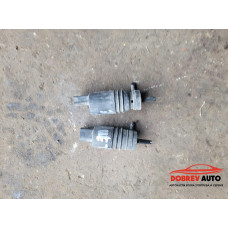 Помпи чистачки за VW Phaeton