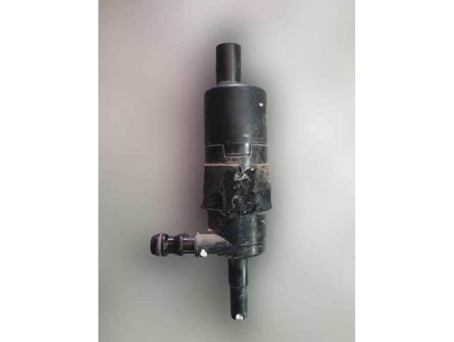 Помпичка за течност за фарове за Ауди А5 8Т 2.7TDI Помпичка за течност за фарове за Ауди А5 8Т 2.7TDI