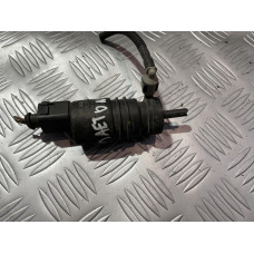 Помпичка за течност за чистачки за Volkswagen Phaeton Помпичка за течност за чистачки за Volkswagen Phaeton