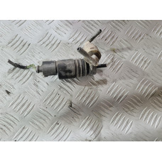 Помпичка за течност за чистачки - чистачки за VW Passat B6 2.0 TDI ВМР