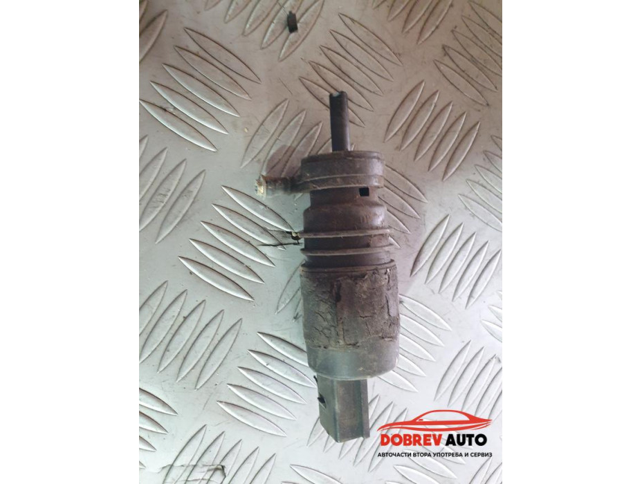 Помпичка течност чистачки за фарове за Audi A8 D3 4.2 FSI Long