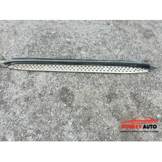 Праг (десен) за Mercedes GLS W166 Праг (десен) за Mercedes GLS W166