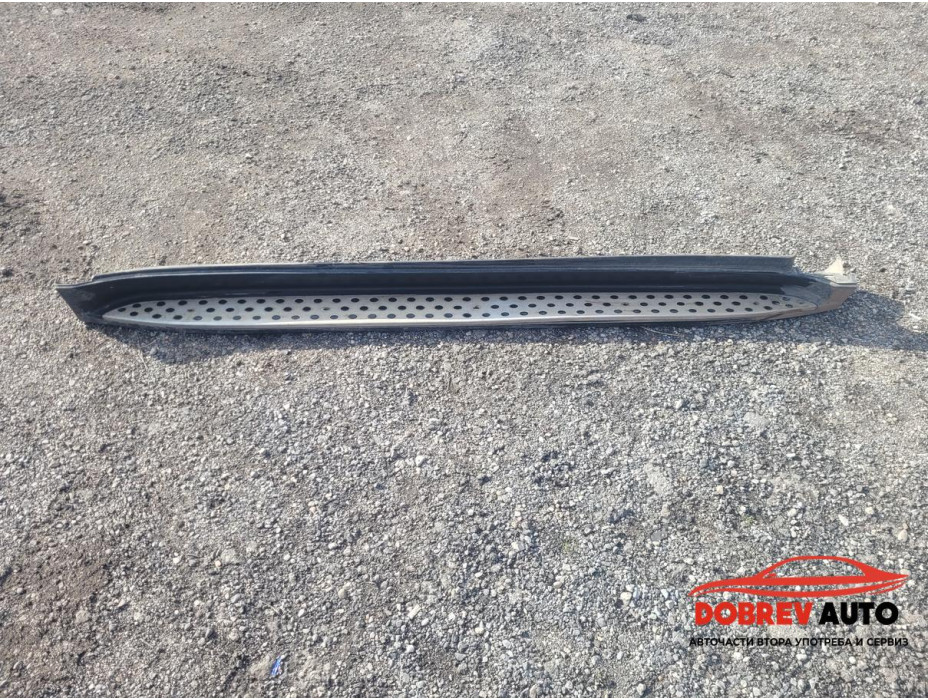 Праг (десен) за Mercedes GLS W166 Праг (десен) за Mercedes GLS W166