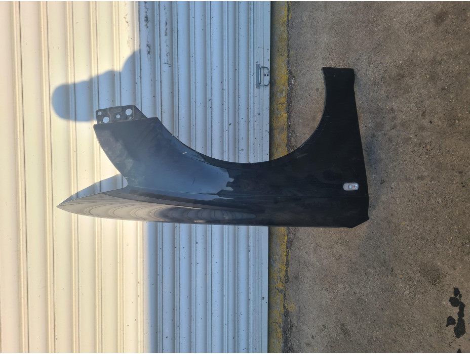 Преден десен калник за Audi A6 4F