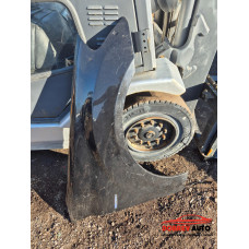 Преден десен калник за Mercedes ML Class W164 - Facelift