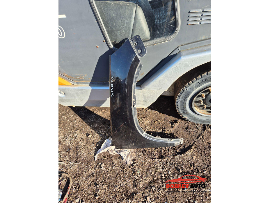 Преден десен калник за VW Tiguan - Черен, 2010г