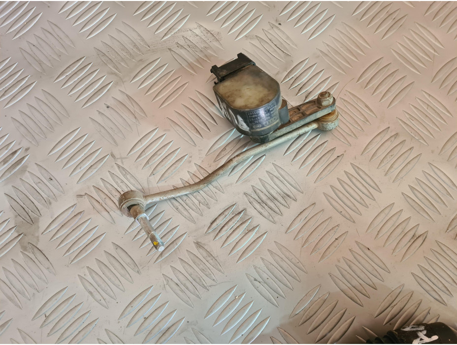 Преден десен кантар за Audi A8 D3 4.2i Long Преден десен кантар за Audi A8 D3 4.2i Long