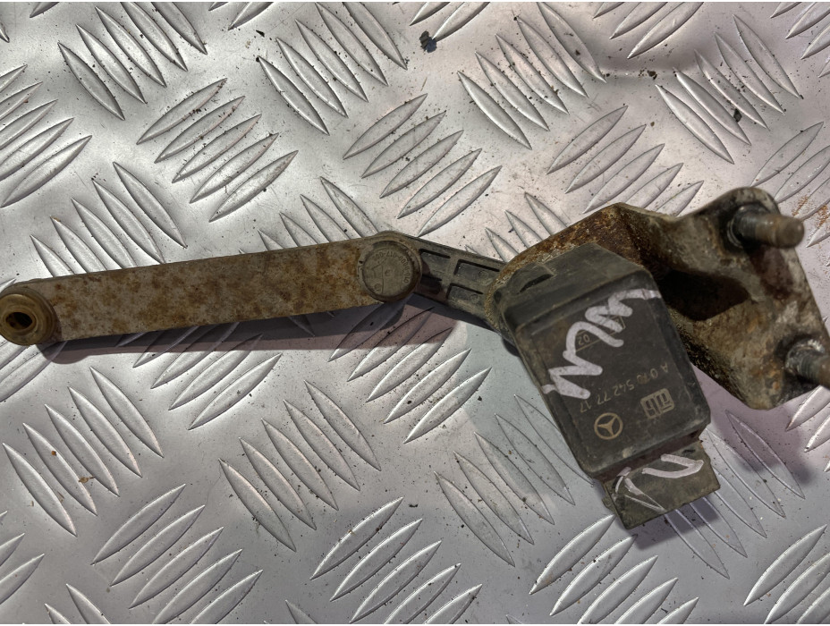 Преден десен кантар за Mercedes E Class W211