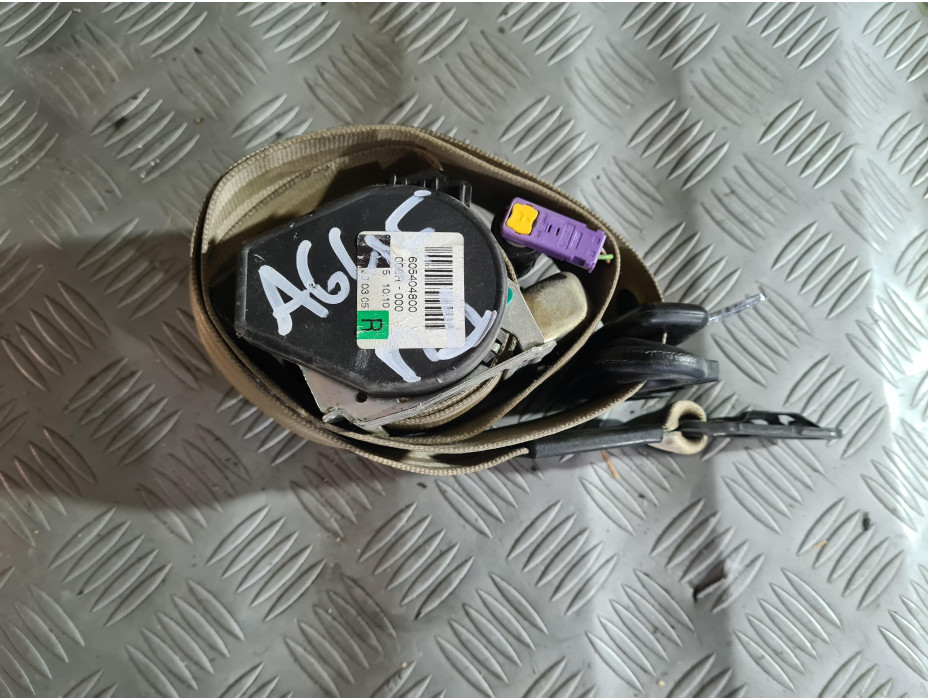 Преден десен колан - Бежов за Audi A6 C6 3.2 FSI Quattro