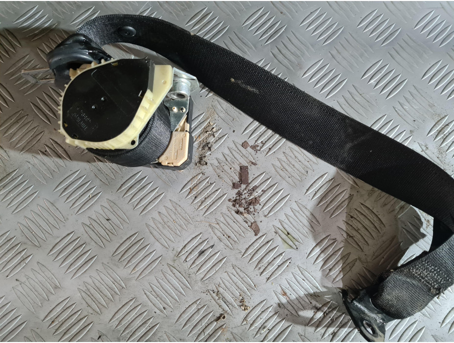 Преден десен колан за Opel Astra G 2.0 DTI