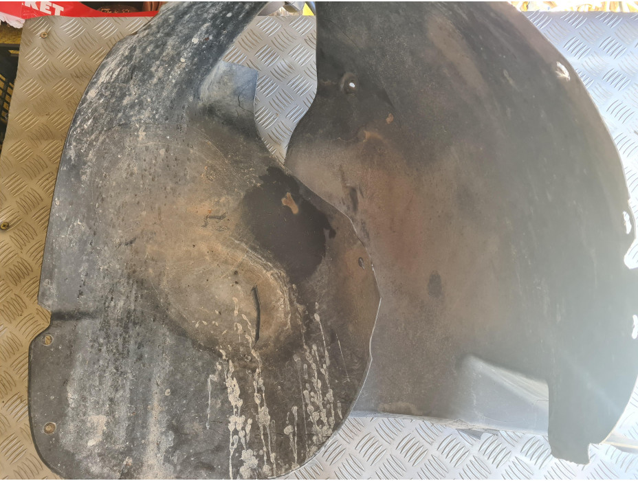 Преден десен подкалник за Volkswagen Touran 1T